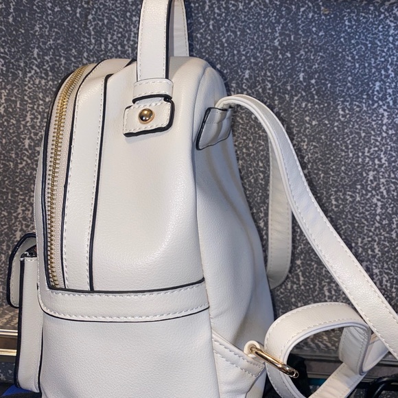 Mini backpack - Picture 2 of 3